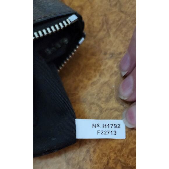 Coach Wristlet F22713 Brown Black Platinum Sig C Corner Zip - Picture 7 of 8